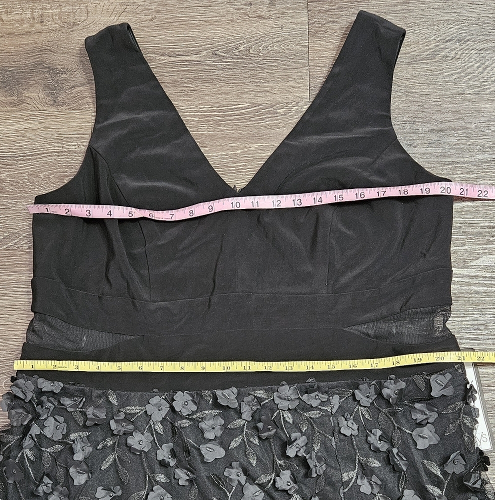 Xscape Women's Plus 3D Flower Skirt Gown In Black - Picture 8 of 9